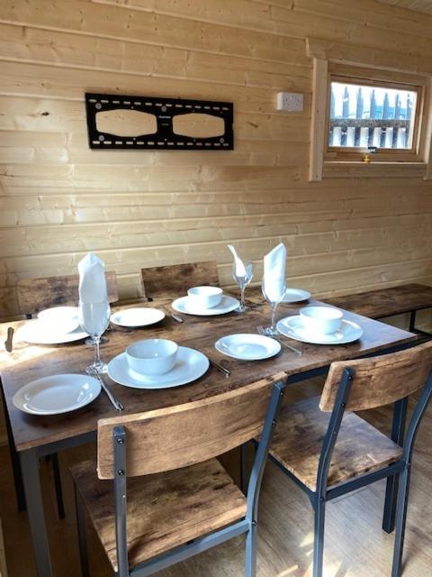 ליברפול The Wooden Lodge No 1 At The Baltic Cains Brewery מראה חיצוני תמונה